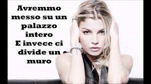 Emma marrone, conosciuta anche come emma, pseudonimo di emmanuela marrone (firenze, 25 maggio 1984), è una cantante e attrice italiana. Mi Parli Piano Emma Marrone Testo Lyrics Chords Chordify