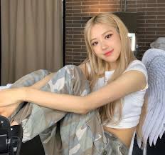 On the male front, exo's sehun took home the second spot on the list this year, with chinese. Do You Think That Rose From Blackpink Is The Least Attractive Quora