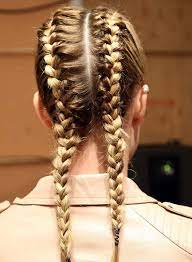 50 Most Popular College Girls Hairstyles