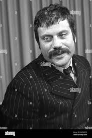 Oliver reed hi-res stock photography and images