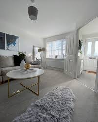This bonus room is focused on the theme of the game, with two beautiful armchairs in the shape of a nut, a new generation of smart tv and large sofas side. Bonus Room Ideas 17 Ways To Maximize An Extra Room