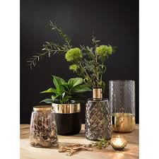 Bouteille Deco En Verre Teinte Gris Et Laiton Maisons Du Monde Deco Vert D Eau Deco Salon Blanc Deco