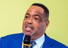 José Beato atribuye a desesperación campaña sobre supuesto retiro  candidatura