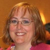 Iris Lilly's Instagram, Twitter & Facebook