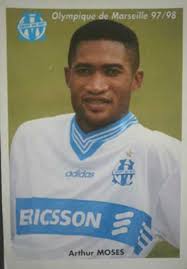 Son poste de prédilection est attaquant. Court Asks Ex Black Stars Striker Arthur Moses To Give Divorced Wife Three More Houses Football Soccer Peacefmonline Com