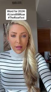 Melissa Starkey's Instagram, Twitter & Facebook