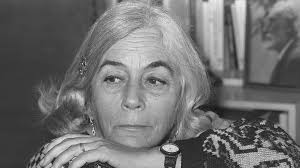 Cómo influyó la tragedia de Carmen Martín Gaite en su obra?