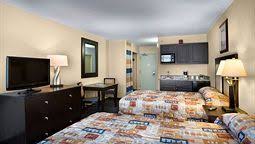 Nice Cheap Hotel Not Full Kitchen 654 For 6 Nights Ocean View 77 Or 222 On Tripadvisor Myrtle Beach Resorts Landmark Resort Myrtle Beach Myrtle Beach Hotels