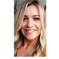 Christie Tanner's Instagram, Twitter & Facebook