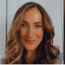 Camilla Schofield's Instagram, Twitter & Facebook