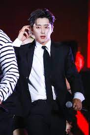 He is one of six children. Kard Jseph Coringas K Idols Taehyung