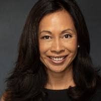 Lisa Farley's Instagram, Twitter & Facebook