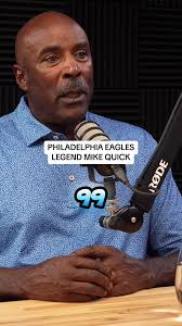 Moments That Defined Mike Quick's NFL Career