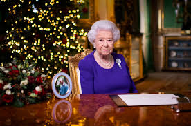 Yahoo news is better in the app. Queen Elizabeth Sends A Christmas Greeting In An Unusual Year Vanity Fair