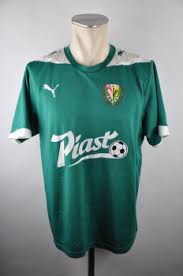 Now $41 (was $̶5̶3̶) on tripadvisor: Fanwart 2008 2009 Slask Wroclaw Home Trikot Gr L