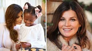 Swedish female gospel and schlager singer, winner of the 1991 eurovision song contest. Carola Alskar Julen Aven Grisfotterna Hemmets Journal