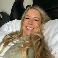 Laura Lush's Instagram, Twitter & Facebook