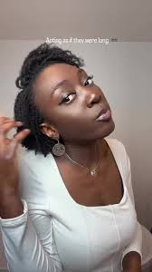 Je me comporte comme celles qui ont des longues locs 😅 #fyp  #micolocsjourney #microlocs #microloc #sisterlocsjourney #sisterlocs #locs  #sisterloc #viral #trending