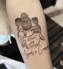 14 Ideas De Tatuaje Madre E Hijo Tatuaje Madre E Hija Tatuajes Tatuajes Delicados Femeninos