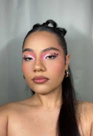 Maquillaje de san Valentine x @Naim Vázquez y peinado x @hazel vargas...