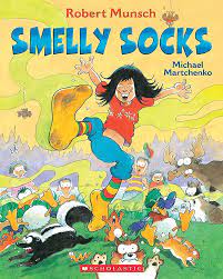 Smelly Socks: Munsch, Robert, Martchenko, Michael: 9780439967075:  Amazon.com: Books