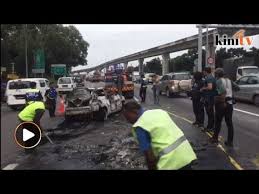 Maybe you would like to learn more about one of these? Kereta Dibakar Berhampiran Kuil Dialih Polis