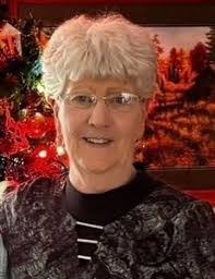 Beth Avery's Instagram, Twitter & Facebook