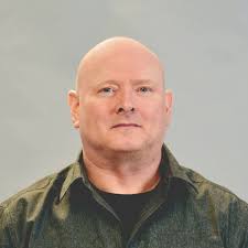 Daniel Vance's Instagram, Twitter & Facebook