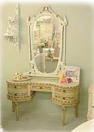 What kind of vanity is in a victorian bathroom? Vintage Vanity Would Look Way Better If It Were Painted A Black B Gold Or C Some Shabby Chic Vanity Table Victorian Bedroom Furniture Vanity Table Vintage