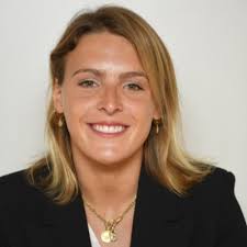 I'm happy to share that I'm starting a new position as M&A Analyst at  Societe Generale Corporate and Investment Banking