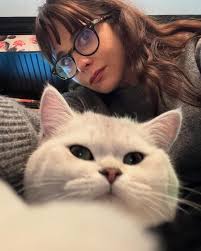 Can't believe she took these selfies with her own paws