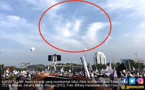 Jun 29, 2021 · gambar monas yang belum diwarnai. Awan Berbentuk Lafaz Allah Hebohkan Massa Reuni Akbar 212 Jpnn Com