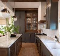 Stained walnut or oak for shaker cabinets?