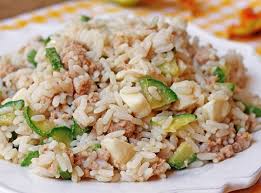 Bentrovati a tutti come ogni martedì! Insalata Di Riso Con Zucchine Tonno E Mozzarella Saturno Notizie