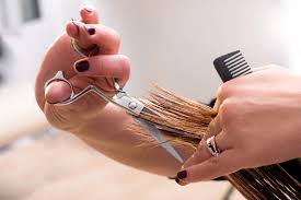 Haircuts i can do myself. 5 Easy Diy Haircuts You Can Give Yourself At Home Allure