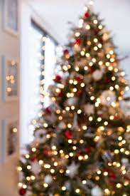 Iphone wallpaper christmas aesthetic christmas background christmas pictures phone enjoy italian fall and christmas aesthetics, get christmas gift ideas, and devour italy's infinite heritage. Aesthetic Christmas Wallpaper Yellow