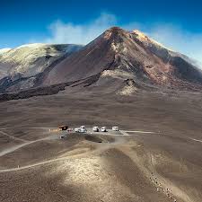 Etna's mission is to democratize online trading technology and empower financial services businesses and wealthtech startups with the powerful broker trading software platforms. Emotion Atna Tour Auf 3000 Meter Atna Tour Seilbahn Go Etna