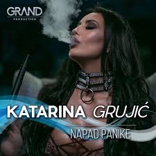 Pevačica koju je nedavno verio fudbaler marko gobeljić sa kojim je godinu dana u vezi, podelila je sa pratiocima fotografiju svoje savršeno izvajane figure. Napad Panike Single By Katarina Grujic Spotify