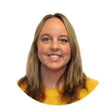 Kristi Burt's Instagram, Twitter & Facebook