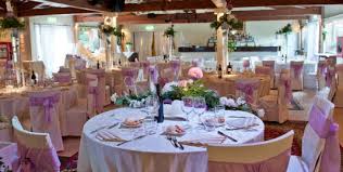 Pranzi e cene aziendali, cene romantiche e dopo cena con serate a tema, i migliori dj, ballo e musica dal vivo. Ristorante Per Matrimoni In Veneto Vicino A Bassano Vicenza Il Matrimonio Alla Casa Dei Gelsi Per Gli Sposi Un Ricevimento Di Classe In Provincia Di Vicenza In Ambiente Con Piscina E