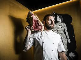 He opened his first restaurant in 2004, in cascais, where he immediately won several prizes. Entrevista A Ljubomir Stanisic O Chef Do Pesadelo Na Cozinha