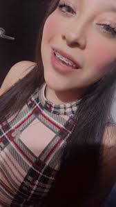 Shari Cruz's Instagram, Twitter & Facebook