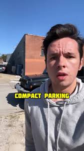 COMPACT PARKING 🚘