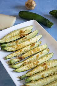 Courgettes Roties A L Ail Et Au Parmesan Recette Courgettes Roties Recettes De Cuisine Recette Avec Courgette