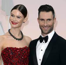 Adam levine for women by adam levine is a amber floral fragrance for women. Zweites Kind Fur Adam Levine Und Behati Prinsloo Welt