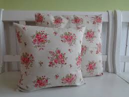 Ob mit kissen im shabby chic, vintage style, im zauberhaften landhausstil, romantisch bestickt im. Kissen Kissenhulle Landhaus Shabby Chic Rosen Roschen Natur Rosa 40x40 Oder 50x Ebay