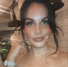 How crowded is Salem in mid November?