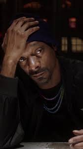 Benson means straight business while interrogating @Snoop Dogg 🕵️‍♀️  Stream Season 20 Episode 22 of #SVU