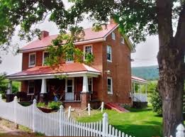 Equestrian Estate For Sale In Bedford County Pennsylvania Beautiful Cumberland Valley Farm 102 97 Acres Crop Grazi In 2020 Brick Farmhouse Bedford Bedford County