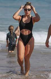 Married at first sight's martha kalifatidis asks if boyfriend watching her on toilet is 'normal' michael 'wippa' wipfli says martha kalifatidis 'is a lot smarter than she lets on' Mafs Martha Kalifatidis Wears Cut Out Swimsuit As She And Michael Brunelli Hit The Beach In Bondi Readsector